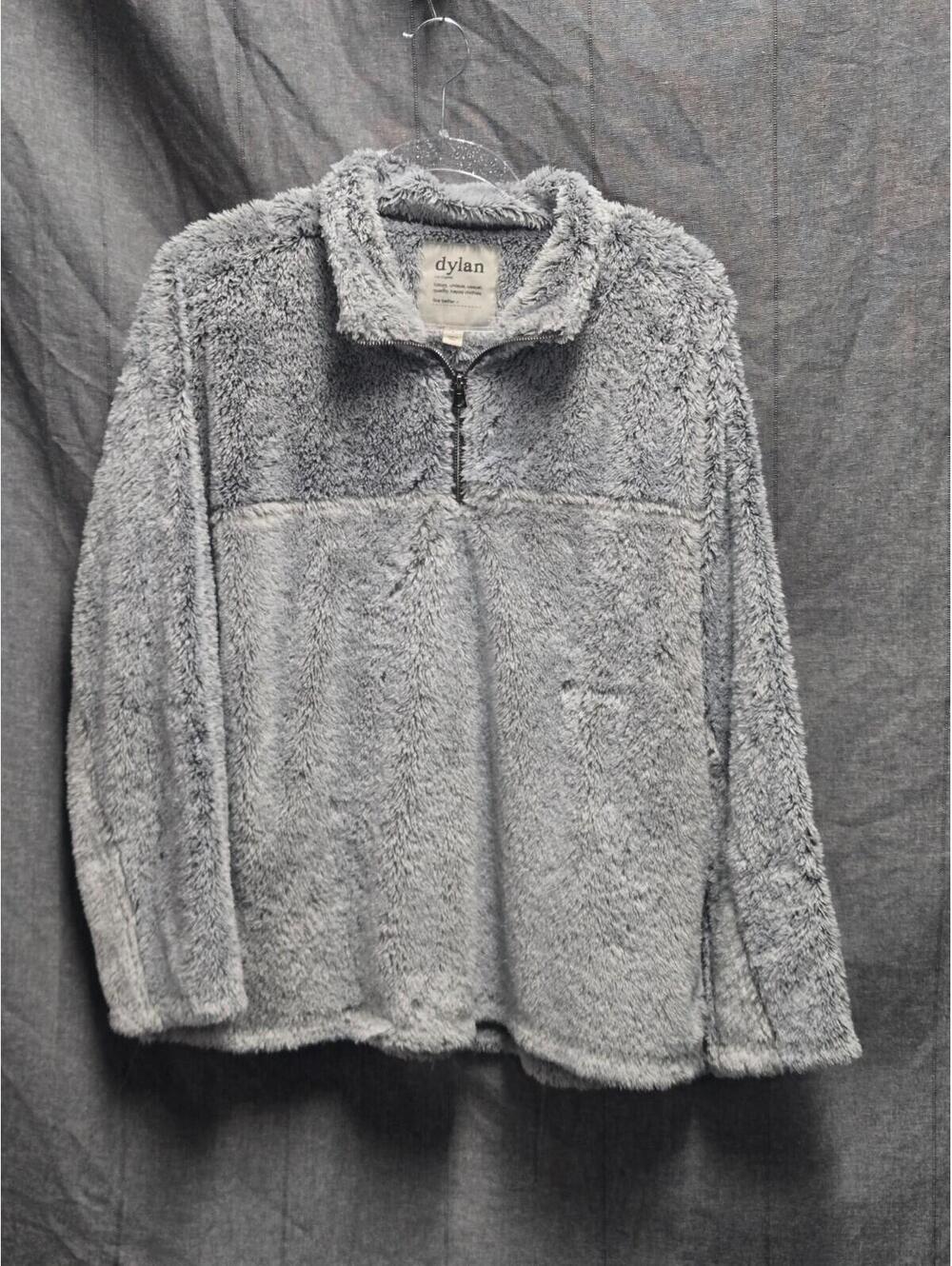 dylan Wms Sz L Quarter-Zip Grey Sherpa Pullover Hygge Athleisure GorpCore Luxe